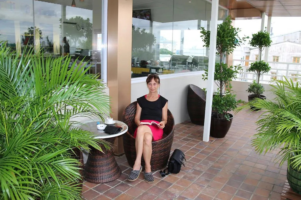 8Day Hotel Yangon Myanmar