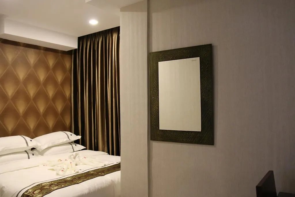 8Day Hotel Yangon